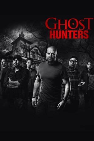 Watch Free Ghost Hunters (2004)